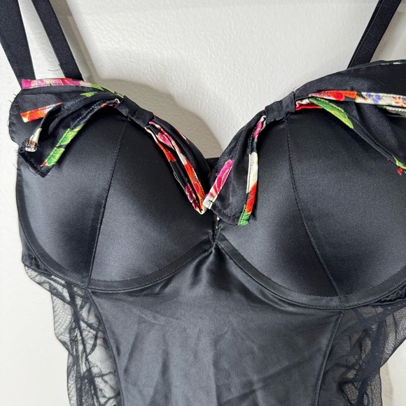 Victoria’s Secret Black & Floral Bow Lace Bustier Push Up Teddy Slip 36C - Picture 4 of 12